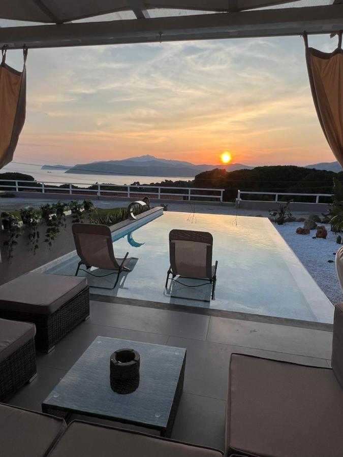 Villa Messina Capoliveri  Bagian luar foto
